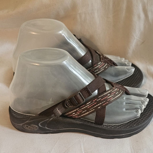 Chaco Sandals Wmn's Sz 6 Hipthong Sporty Strappy Slide Flats Brown& Pink Design - Picture 8 of 8